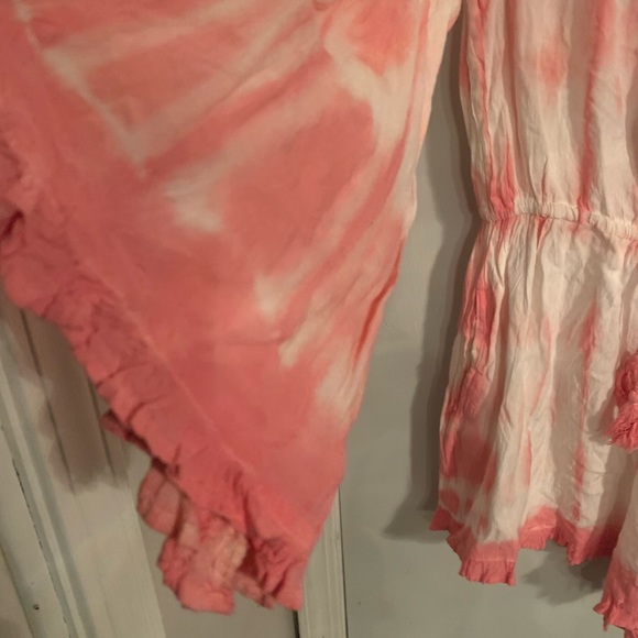 Exist boho Long sleeve pink white tie dyed shorts romper. Medium. - Picture 3 of 8